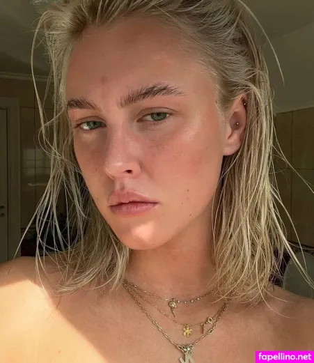 Its Emma 18 OnlyFans Thumbnail #0gq0JHGZie