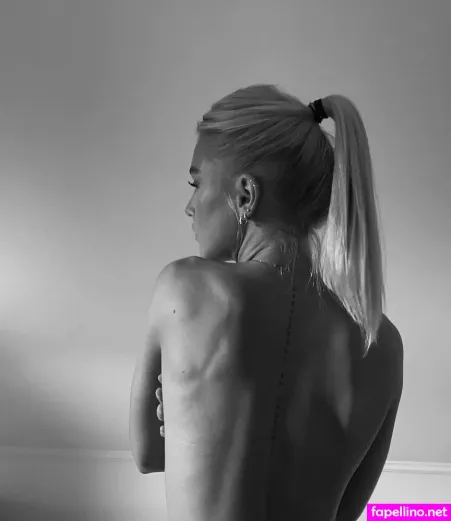 Its Emma 18 OnlyFans Thumbnail #Y9bJieU14W