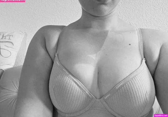 Its Me Melii2 0 OnlyFans Thumbnail #eSvCxw41KR