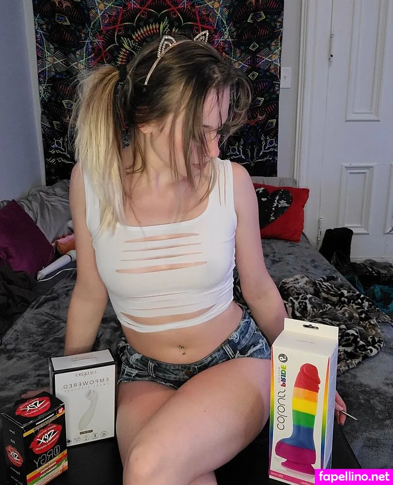 its_pyro_kitten, pyrokittenx Nude Leaked OnlyFans Photo #K7YeTHYpT8