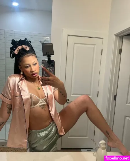 Its Tmariee OnlyFans Thumbnail #eTCzKjbuOz