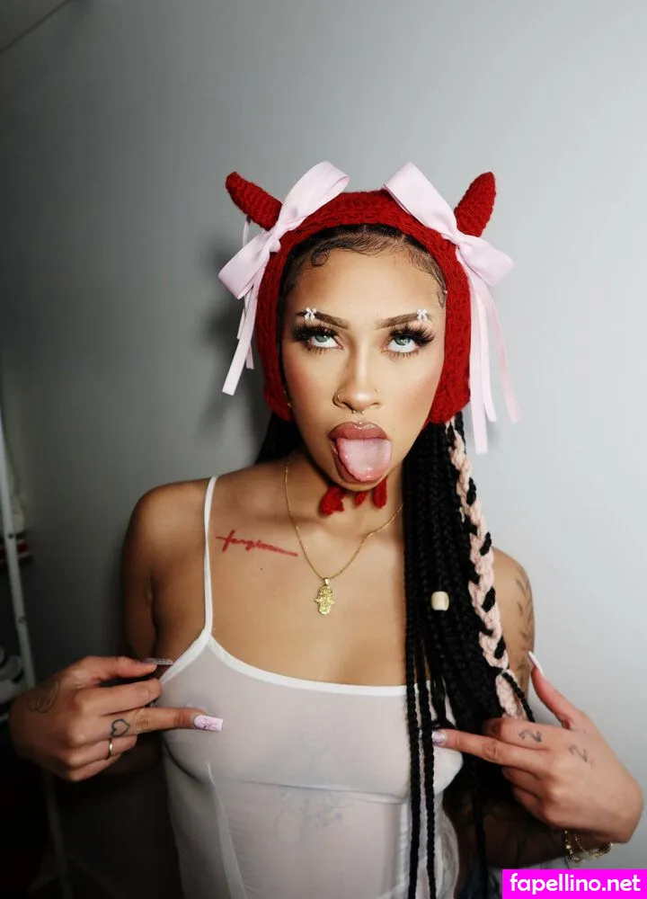 its.tmariee Nude Leaked OnlyFans Photo #zk4Vx3v2Th