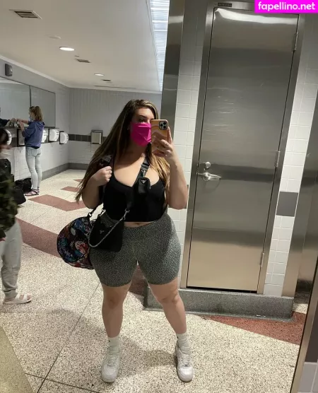 Itsalexblair OnlyFans Thumbnail #O00FP0jYBT