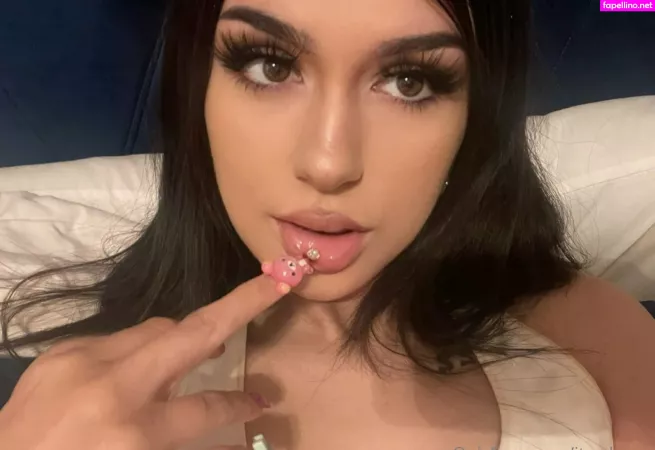 Itsazaleaxo OnlyFans Thumbnail #ybDtfS5sjj