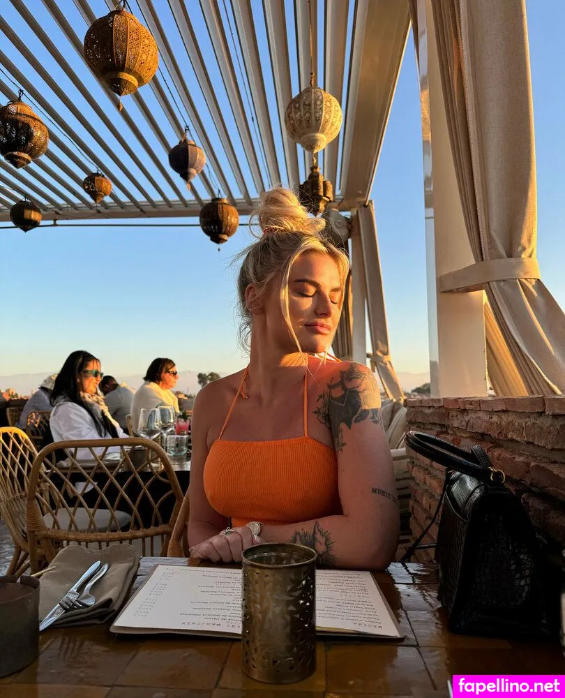 itsbellaaa, itsbellaaaaa Nude Leaked OnlyFans Photo #Vuys9Np6Kd