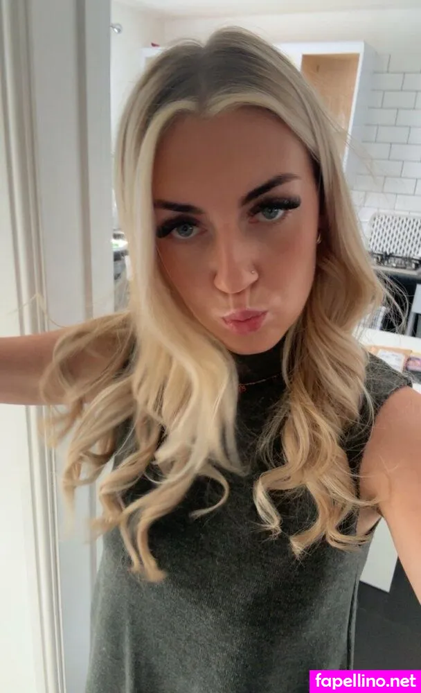 itsbellasworld2 Nude Leaked OnlyFans Photo #0mDiPYFdbH