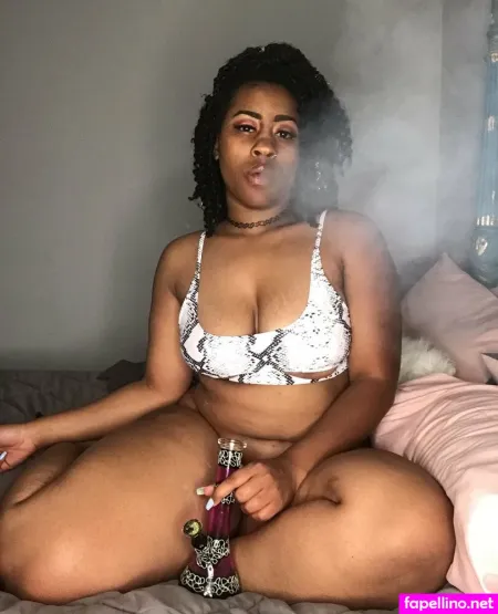 Itscalypsobitch OnlyFans Thumbnail #kY3M1AjJFd