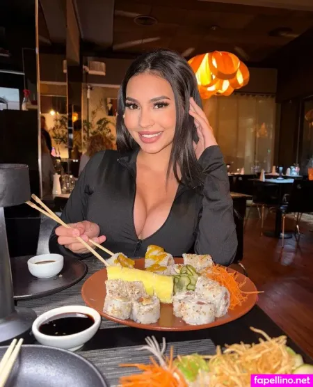 Itscatefiore OnlyFans Thumbnail #a8LsT5toPc