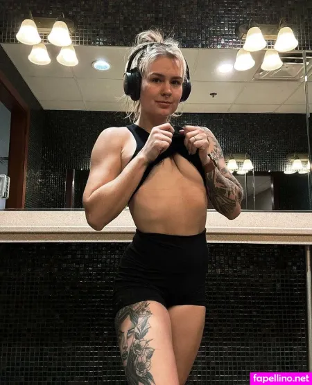 Itscharmie OnlyFans Thumbnail #3xn8ZB9AnZ