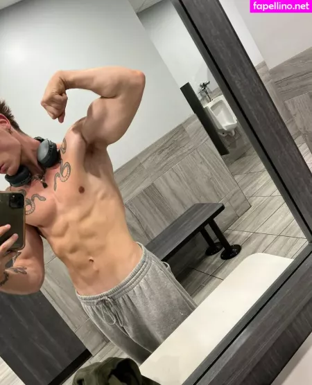 Itscodyandrew OnlyFans Thumbnail #HMSwxi2RtG