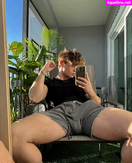 Itscodyandrew OnlyFans Thumbnail #at93X7FjBL