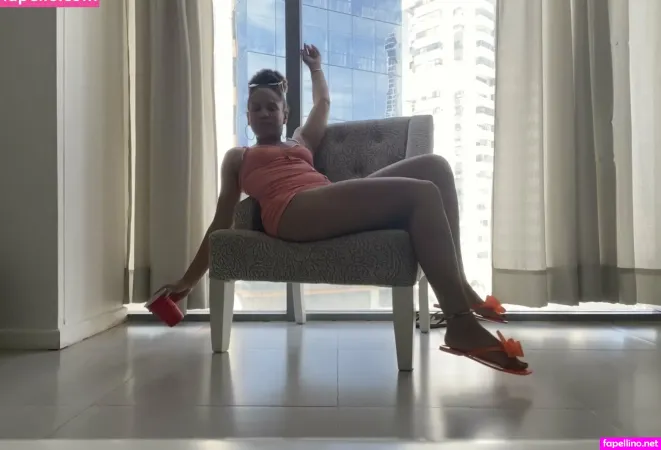 Itsdatyaztho OnlyFans Thumbnail #5DJQ7x8kit