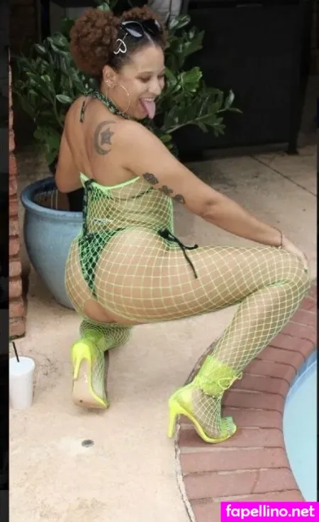 Itsdatyaztho OnlyFans Thumbnail #n81ooYNsHS