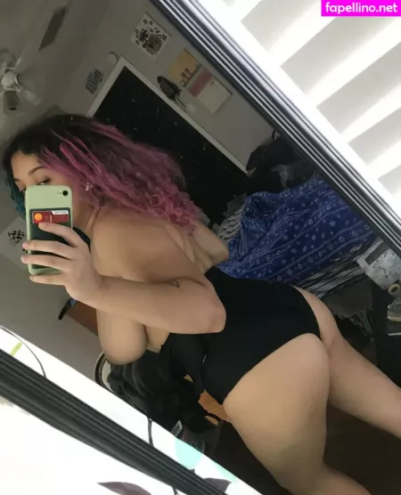 Itselliemay OnlyFans Thumbnail #RNjgUH9Dhk