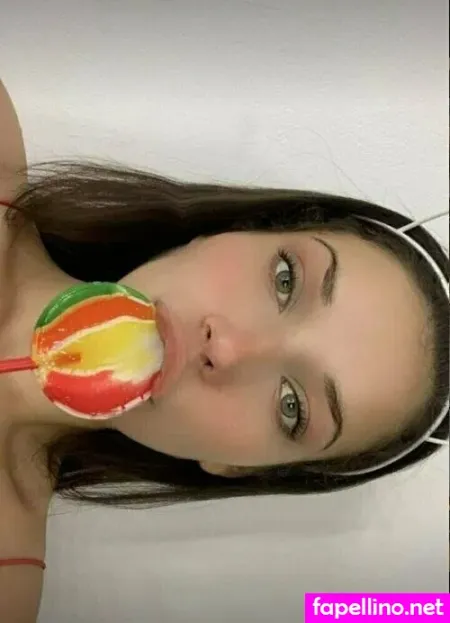 Itsemilyissweet OnlyFans Thumbnail #racQcx8bty