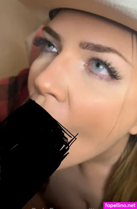 Itsemmybb 3 OnlyFans Thumbnail #W7CncjyYnr