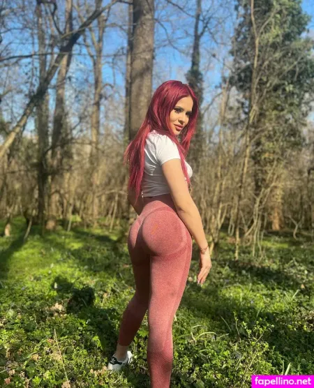 Itsfoxyhoe Main Profile Photo