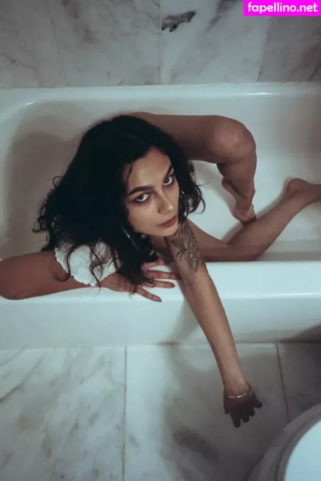 Itshades OnlyFans Thumbnail #mQL7QIGNCl