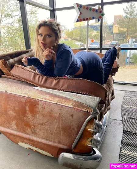 Itshannahsworldd OnlyFans Thumbnail #XeVqEnl1Nx