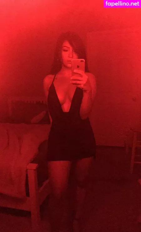 Itsizziman OnlyFans Thumbnail #7CoG3k1Bck