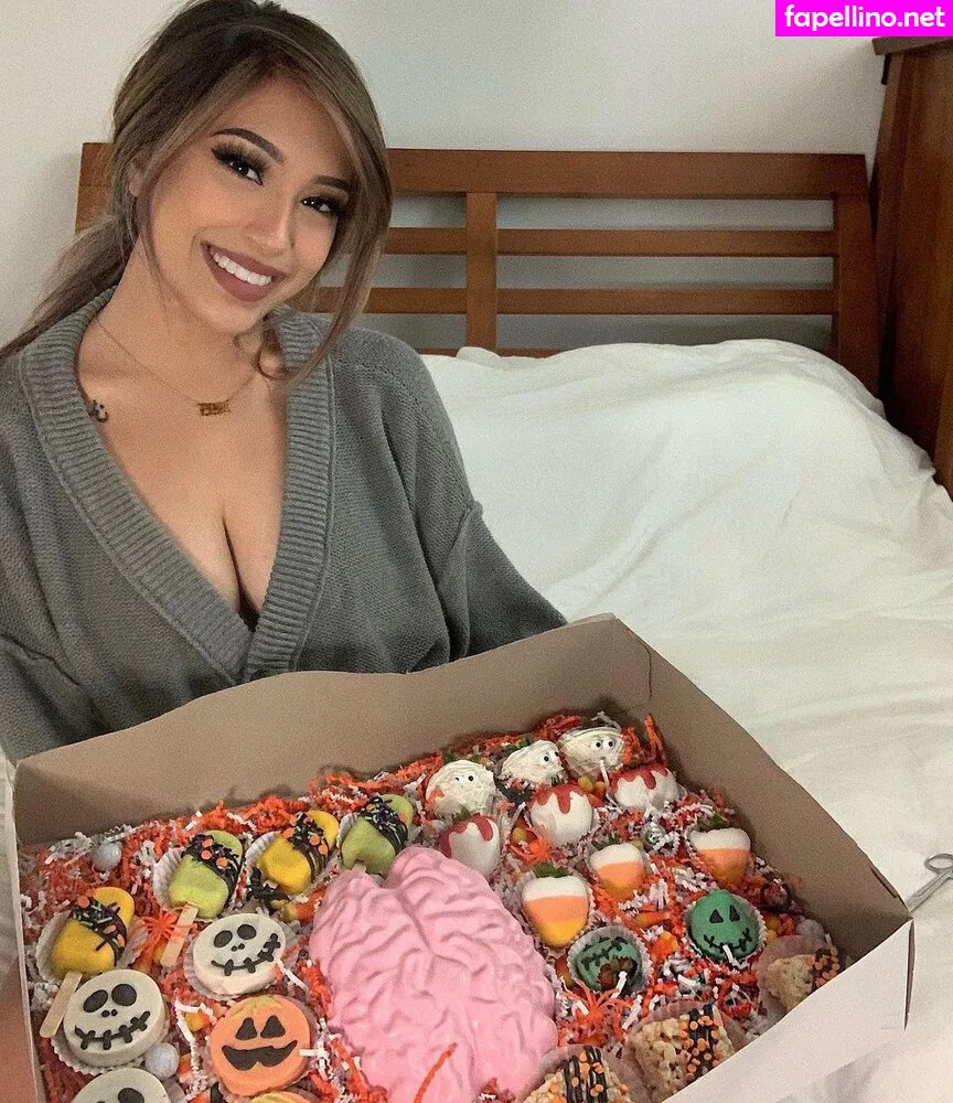 Iman "Izzy" Ramzan, itsizziman, jbizz31 Nude Leaked OnlyFans Photo #ALWrf9tKhn