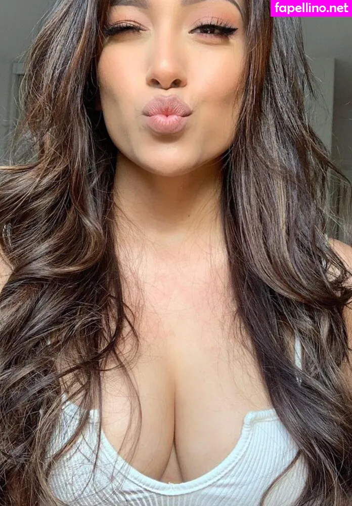 Iman "Izzy" Ramzan, itsizziman, jbizz31 Nude Leaked OnlyFans Photo #heMbuaeBQj