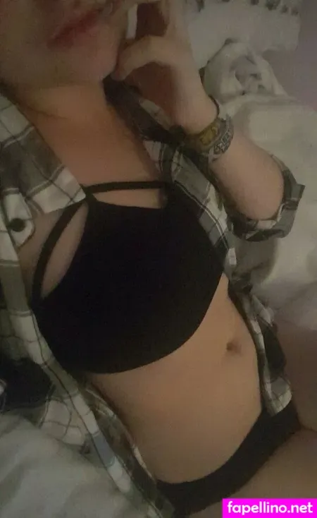 Itsjellydinosaur OnlyFans Thumbnail #4MXCT8uuWF