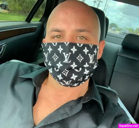 Itsjohnnycartelxxx OnlyFans Thumbnail #EJ1bYz2n6k