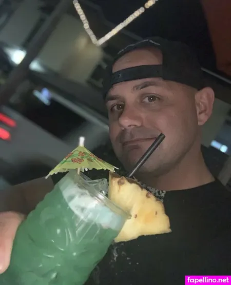 Itsjohnnycartelxxx OnlyFans Thumbnail #TVpMcfAYMw