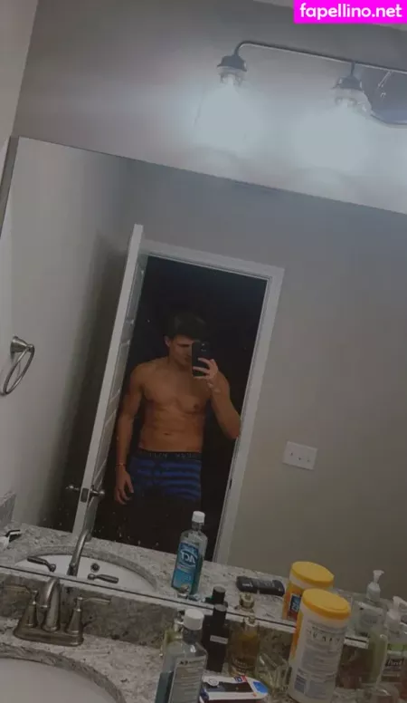 Itsjustparker OnlyFans Thumbnail #XwHCT0f8wn