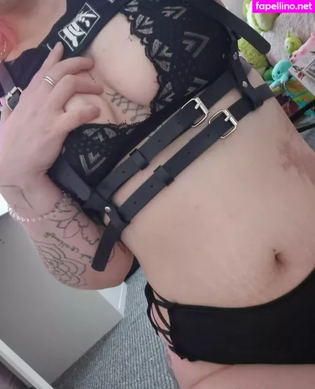 Itskhloelol OnlyFans Thumbnail #ENxFlKHVej