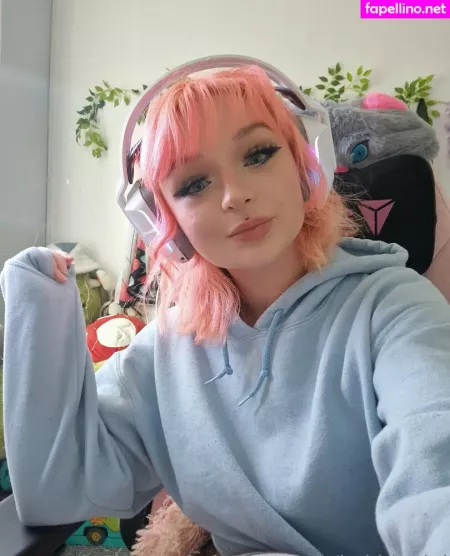 Itskhloelol OnlyFans Thumbnail #PGVjGgxaBQ