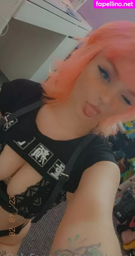 Itskhloelol OnlyFans Thumbnail #kQz8o7mGjN