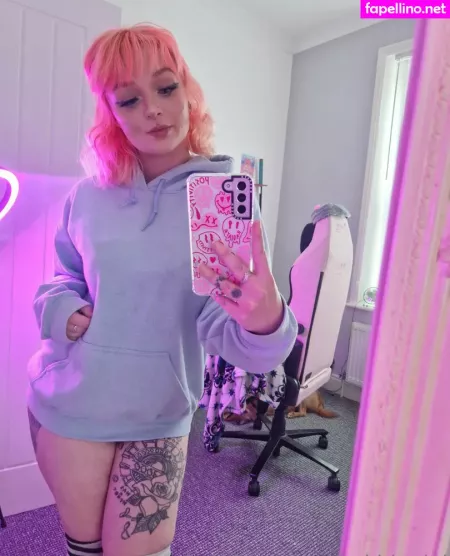 Itskhloelol OnlyFans Thumbnail #wbuQqhEaNM