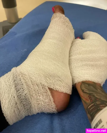 Itskris Karson OnlyFans Thumbnail #ZwiryOz5aS