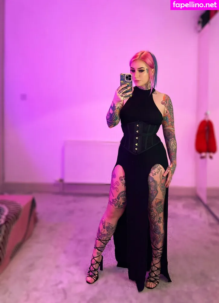 its_laika, itslaika, laika suicide Nude Leaked OnlyFans Photo #NlMquQe9hV