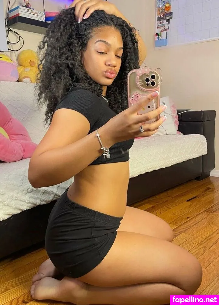 about, hollywoodjinx, itslealondon Nude Leaked OnlyFans Photo #9V08469IED