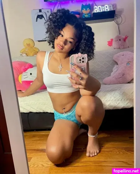 Itslealondon OnlyFans Thumbnail #zz4kfjT0oh