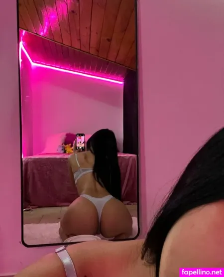 Itslilybuns OnlyFans Thumbnail #0kxyjQs8fV