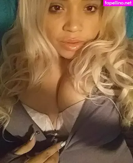 Itslivsavage OnlyFans Thumbnail #LxiUWEhTsT