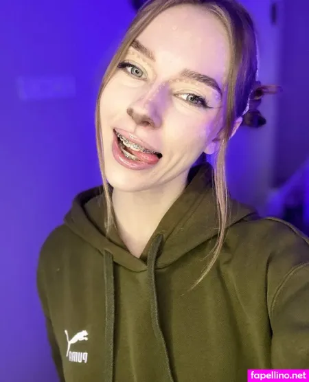 Itsmeava OnlyFans Thumbnail #MjEEB6xNMH