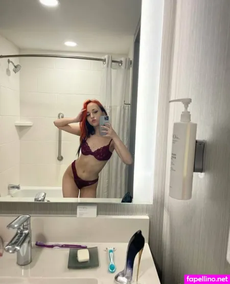 Itsmenicola OnlyFans Thumbnail #2AZhnZwEJa