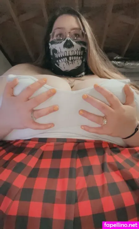 Itsmiaclover OnlyFans Thumbnail #BugAlSDf4E