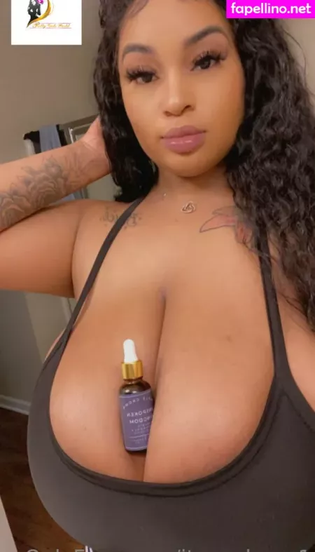 Itsnayhoee1 OnlyFans Thumbnail #Ji6QMQ5JZu