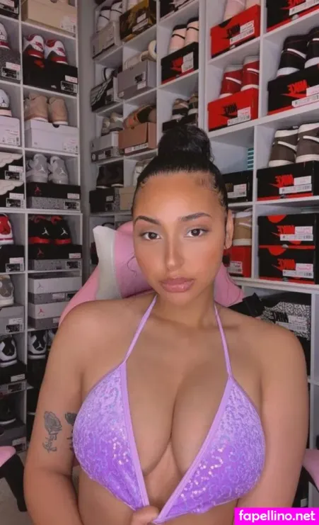 Itsqueenn OnlyFans Thumbnail #JibZH0Cp85
