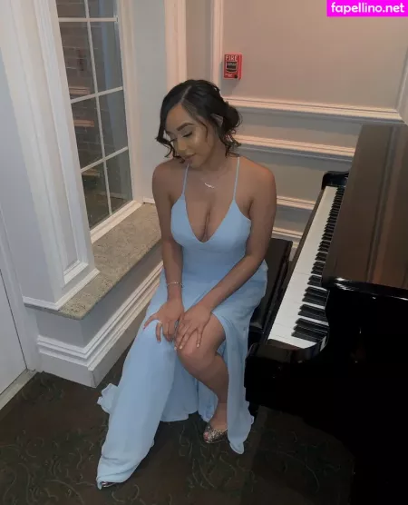 Itsqueennovaa OnlyFans Thumbnail #lAF341H1bQ