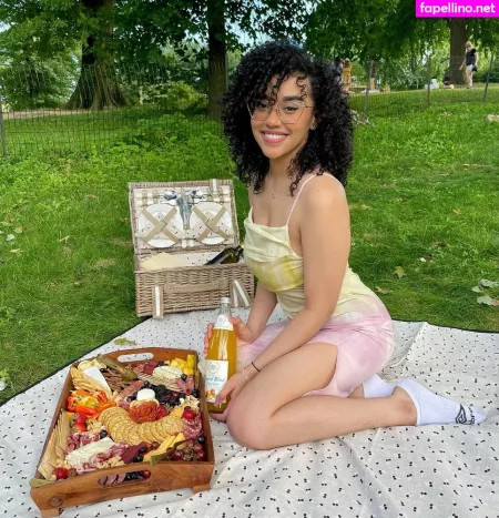 Itsqueennovaa OnlyFans Thumbnail #wwDAZZtLB2