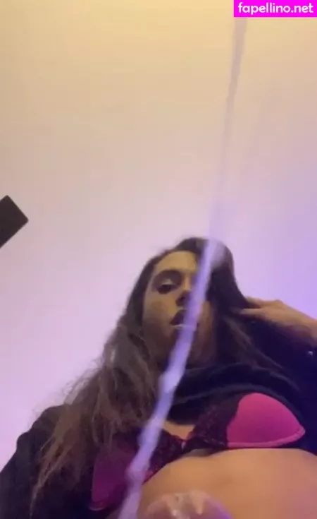 Itsrae69 OnlyFans Thumbnail #gVx82vAsQG