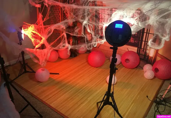 Itsriaparker OnlyFans Thumbnail #UJaLj0IM3c