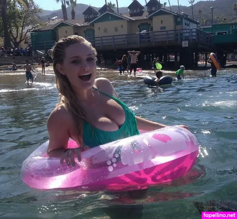 Itssbriibitchh OnlyFans Thumbnail #FLJqiRjiFB